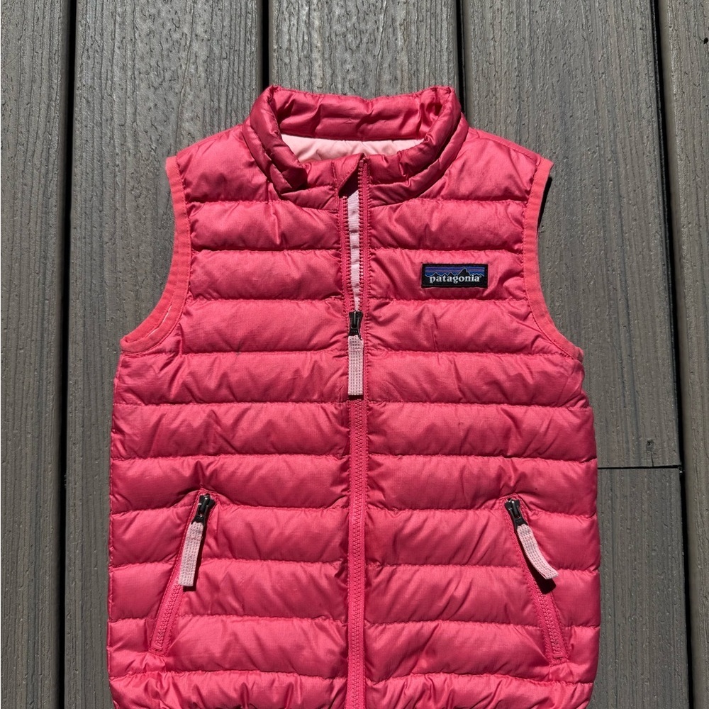 Patagonia Baby Down Sweater Vest size 3T Kids Pink Full Zip Zippered Pockets